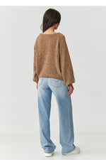 Oppdag vårt utvalg av stilfulle Brun Jumper Makadamia til dame i ulike størrelser og kvalitetsmaterialer – perfekte til jobb; fritid og alle dager. Rask levering og gode priser hos MS Stylehaven. se mer!