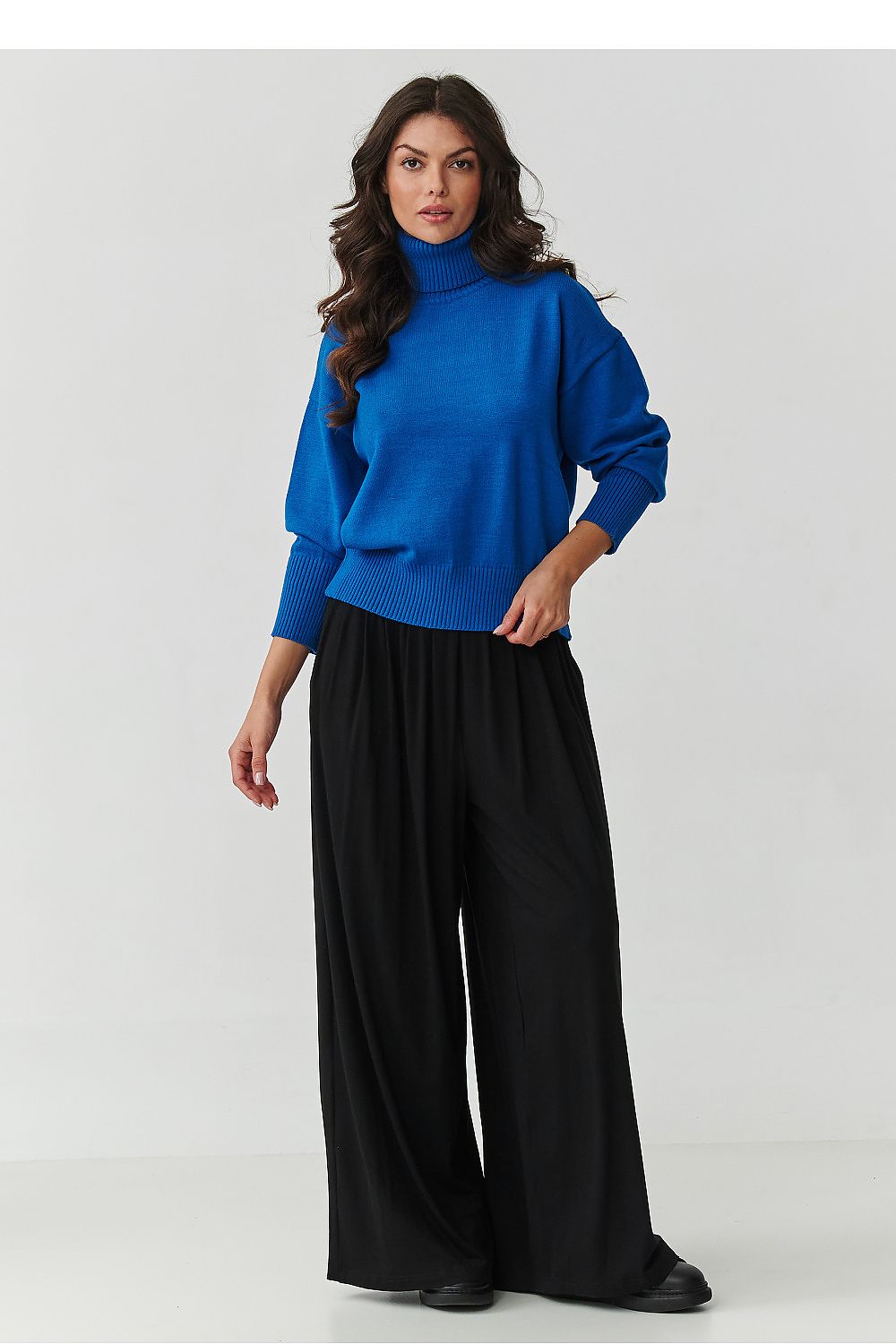 Oppdag vårt utvalg av stilfulle  Makadamia-høyhalskrage til dame i ulike størrelser og kvalitetsmaterialer – perfekte til jobb; fritid og alle dager. Rask levering og gode priser hos MS Stylehaven. se mer!