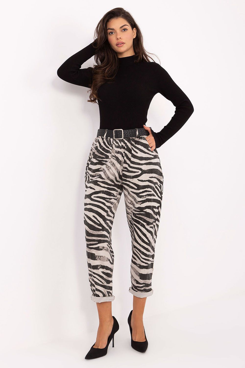  Women trousers model 218442 Italy Moda 