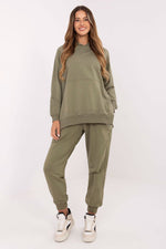 Oppdag vårt utvalg av stilfulle Beige Genser - Relevans til dame i ulike størrelser og kvalitetsmaterialer – perfekte til jobb; fritid og alle dager. Rask levering og gode priser hos MS Stylehaven. se mer!