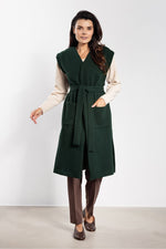 Oppdag vårt utvalg av stilfulle Grønn Vest Awama til dame i ulike størrelser og kvalitetsmaterialer – perfekte til jobb, fritid og alle dager. Rask levering og gode priser hos MS Stylehaven. se mer!