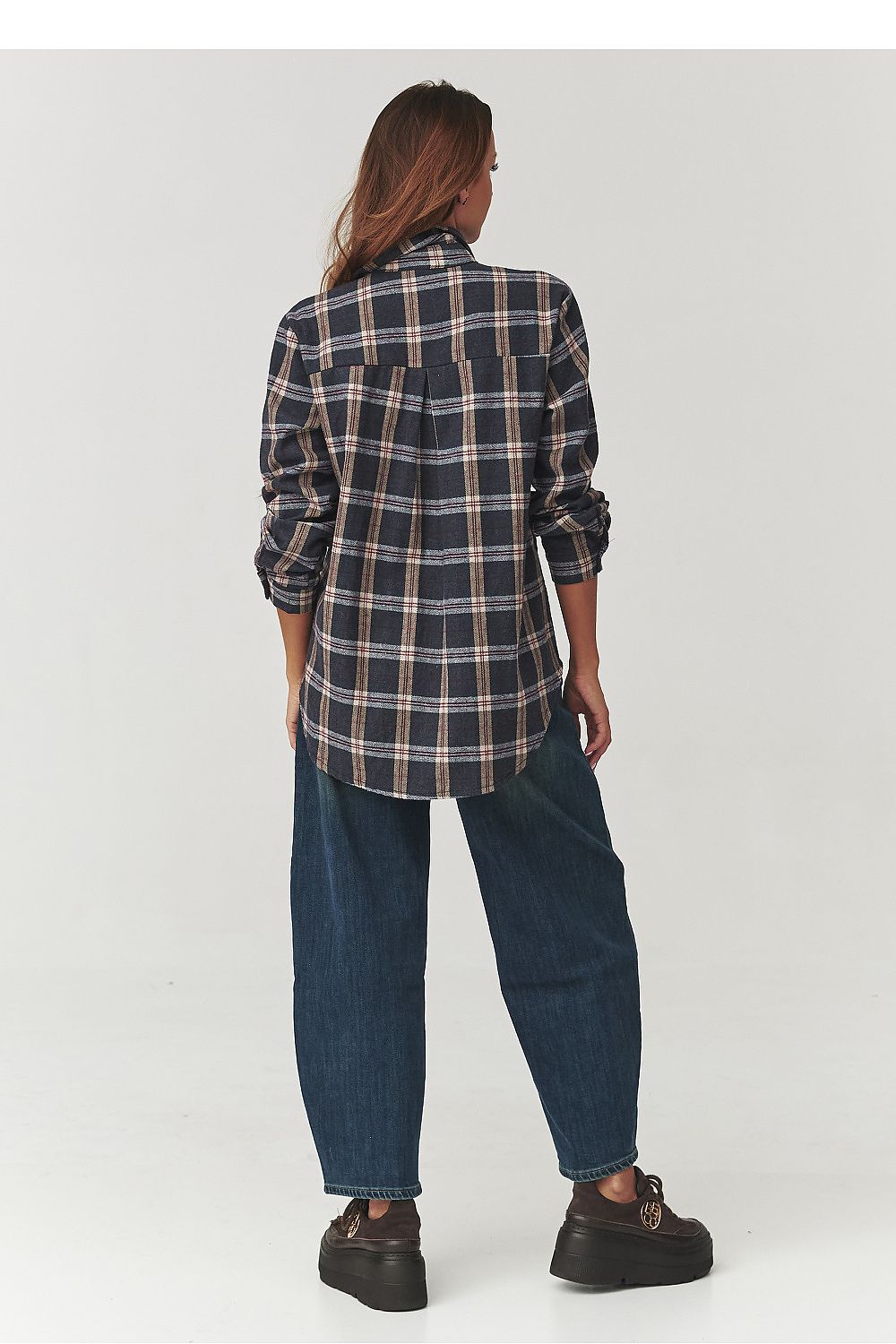 Oppdag vårt utvalg av stilfulle Flerfarget 3 Langermet skjorte Makadamia til dame i ulike størrelser og kvalitetsmaterialer – perfekte til jobb, fritid og alle dager. Rask levering og gode priser hos MS Stylehaven. se mer!