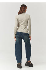 Oppdag vårt utvalg av stilfulle Beige 3 Makadamia-høyhalskrage til dame i ulike størrelser og kvalitetsmaterialer – perfekte til jobb; fritid og alle dager. Rask levering og gode priser hos MS Stylehaven. se mer!