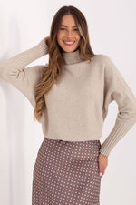 Oppdag vårt utvalg av stilfulle Beige Høyhalset genser Rue Paris til dame i ulike størrelser og kvalitetsmaterialer - perfekte til jobb, fritid og alle dager. Rask levering og gode priser hos MS Stylehaven. se mer!