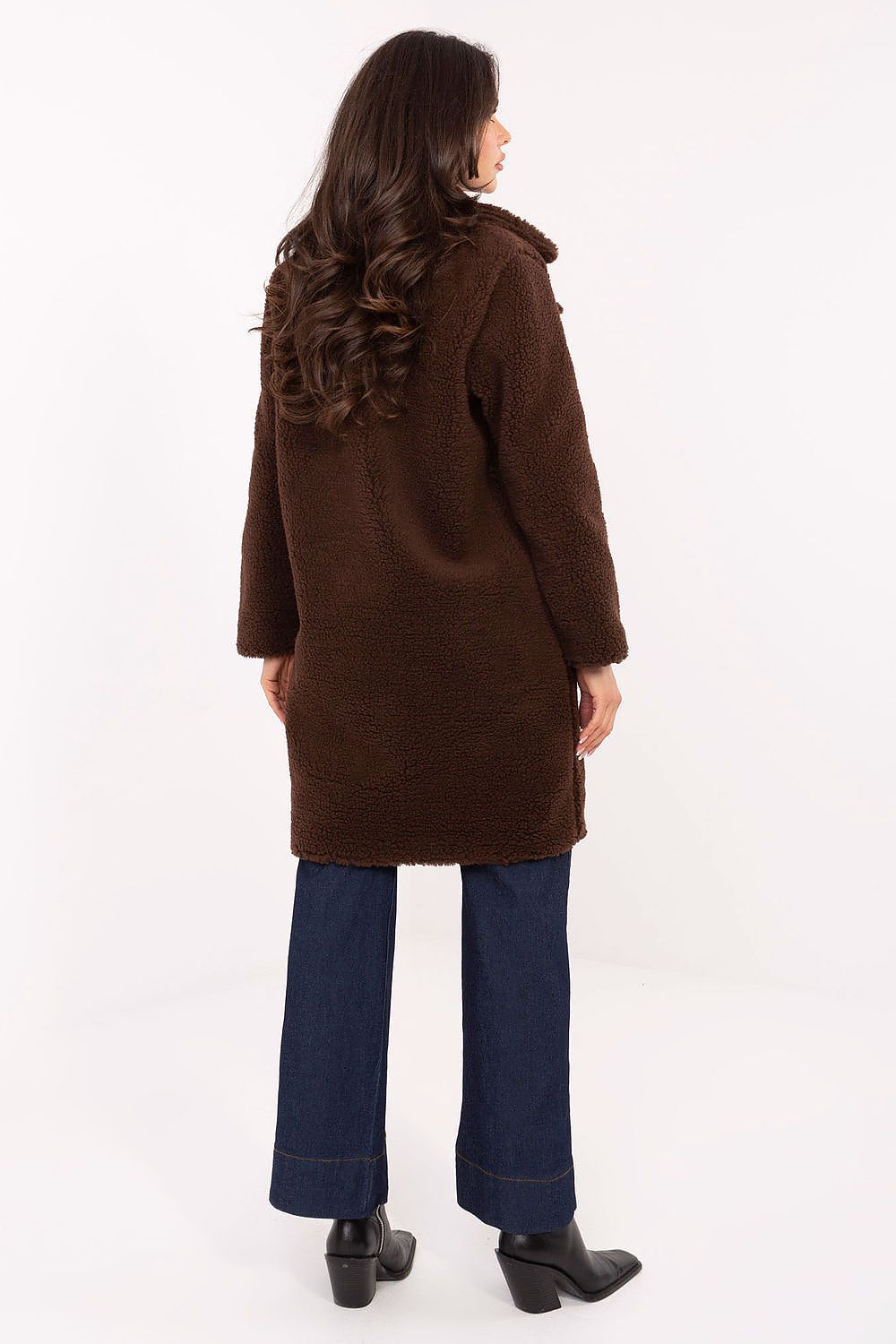 Oppdag vårt utvalg av stilfulle  Frakk FP til dame i ulike størrelser og kvalitetsmaterialer – perfekte til jobb, fritid og alle dager. Rask levering og gode priser hos MS Stylehaven. se mer!