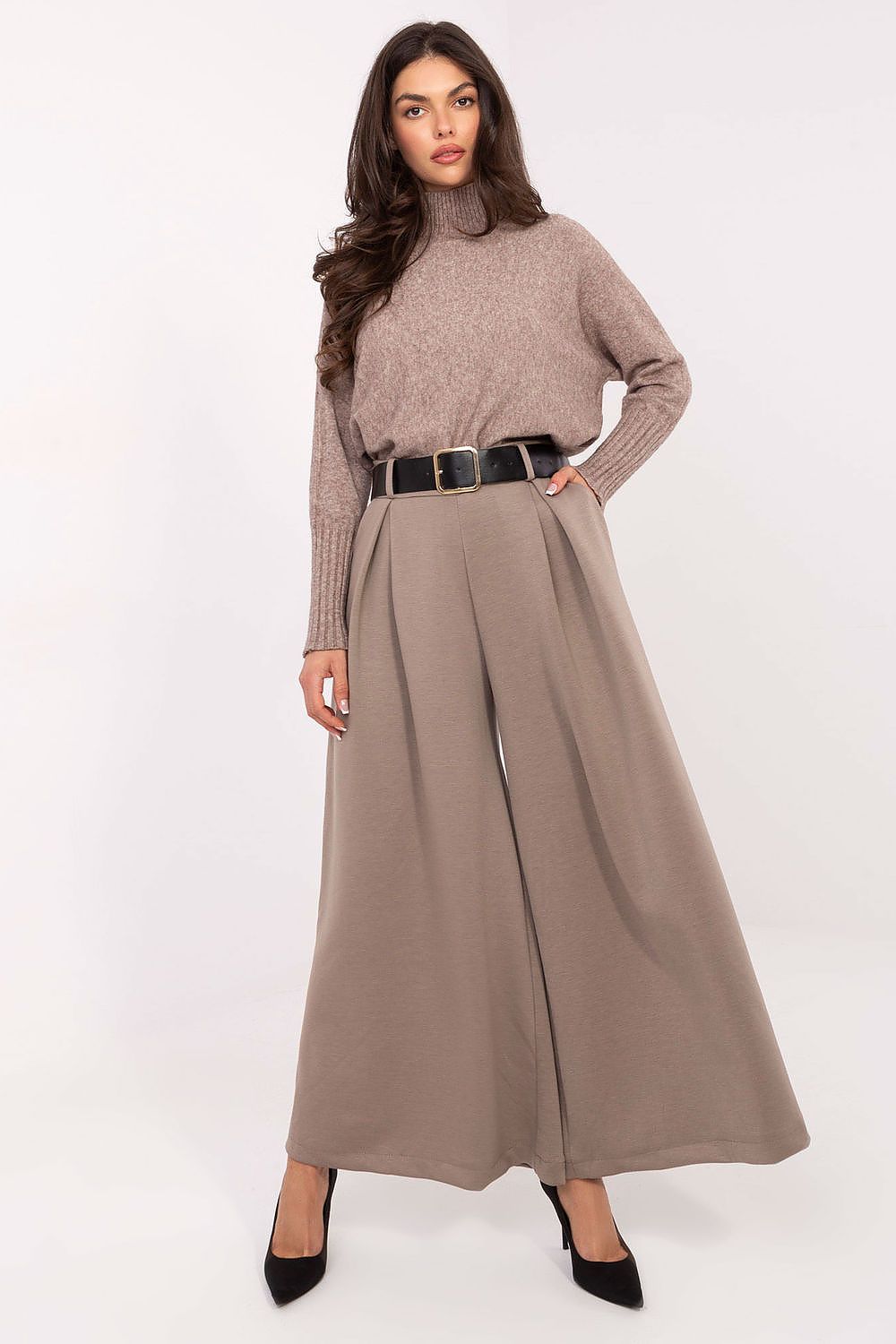  Women trousers model 220012 Italy Moda 