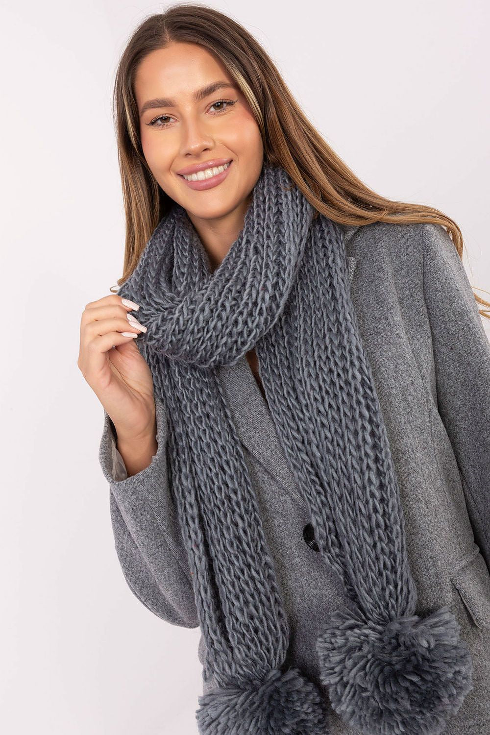 Oppdag vårt utvalg av stilfulle  Sjal AT til dame i ulike størrelser og kvalitetsmaterialer – perfekte til jobb, fritid og alle dager. Rask levering og gode priser hos MS Stylehaven. se mer!