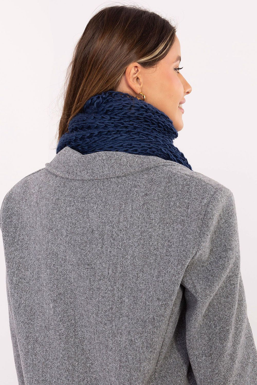 Oppdag vårt utvalg av stilfulle  Sjal AT til dame i ulike størrelser og kvalitetsmaterialer – perfekte til jobb, fritid og alle dager. Rask levering og gode priser hos MS Stylehaven. se mer!