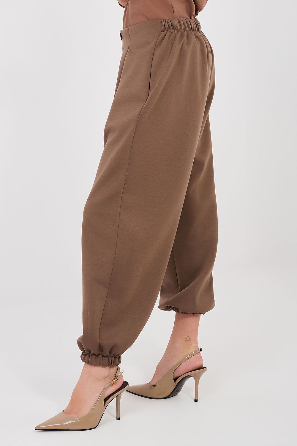  Tracksuit trousers model 224832 Italy Moda 