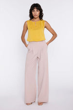  Blouse model 226427 Nife 