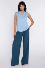  Blouse model 227158 Nife 