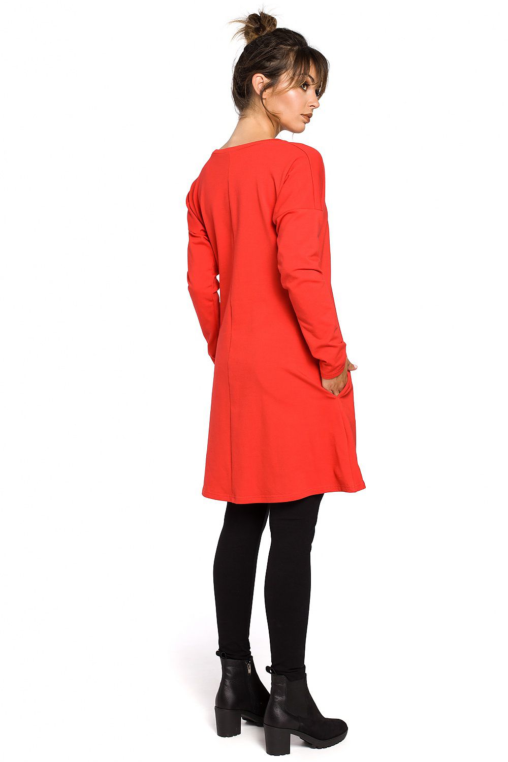 Tunika BeWear til dame fra MS StyleHaven, laget av Bomull; polyester, farge Rød, størrelse 2XL/3XL, med long ermer, perfekt til dress