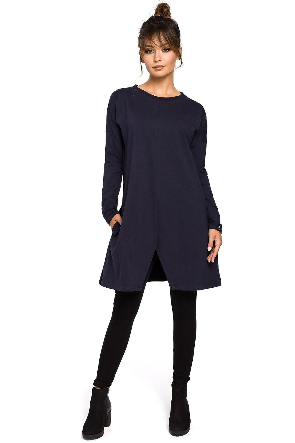 Tunika BeWear til dame fra MS StyleHaven, laget av Bomull; polyester, farge Marineblå, størrelse L/XL, med long ermer, perfekt til dress