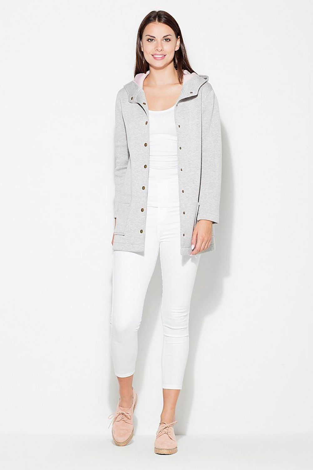 Oppdag vårt utvalg av stilfulle Grå Jakke Katrus til dame i ulike størrelser og kvalitetsmaterialer - perfekte til jobb, fritid og alle dager. Rask levering og gode priser hos MS Stylehaven. se mer!