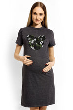 Nursing Nightshirt fra PeeKaBoo til dame fra MS StyleHaven, laget av Elastan; Bomull, farge Grå 2, størrelse S/M, med 3-4; long ermer, perfekt til casual; dress