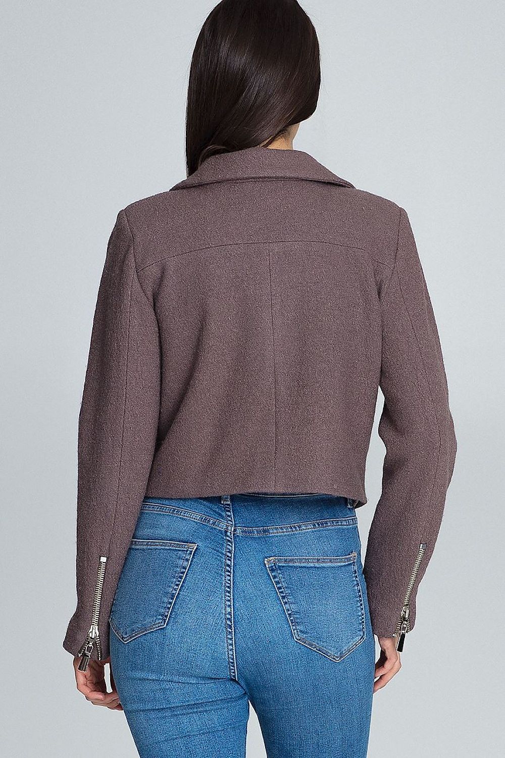 Oppdag vårt utvalg av stilfulle Brun Jakke Figl til dame i ulike størrelser og kvalitetsmaterialer – perfekte til jobb, fritid og alle dager. Rask levering og gode priser hos MS Stylehaven. se mer!