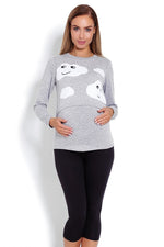 Maternity & Nursing Pyjamas - PeeKaBoo til dame fra MS StyleHaven, laget av Viskose; Elastan, farge Grå, størrelse S/M, med long; cap ermer, perfekt til casual; dress