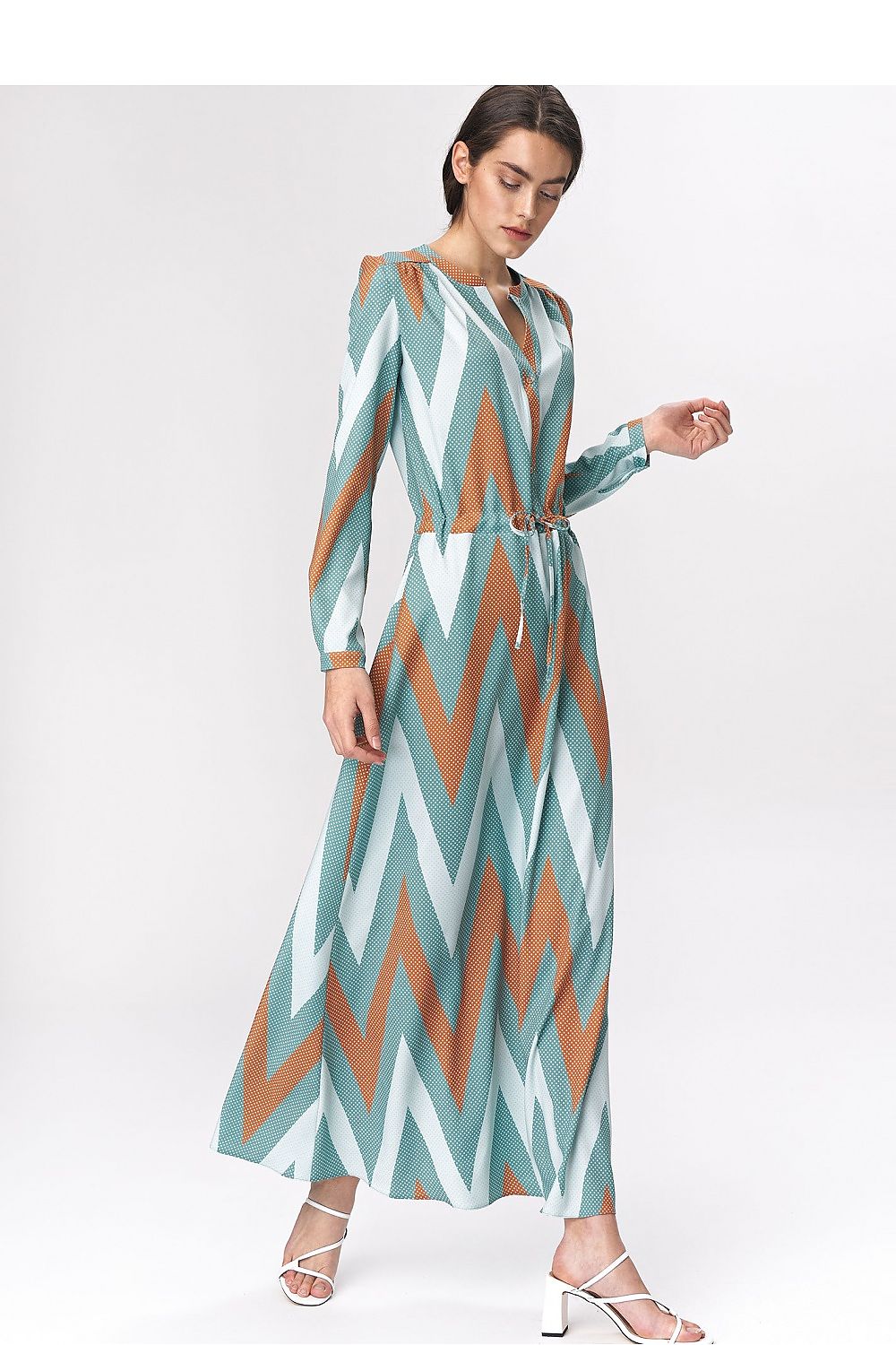 Dagskjole Nife til dame fra MS StyleHaven, laget av polyester, farge Flerfarget, størrelse 36, med long; 3-4 ermer