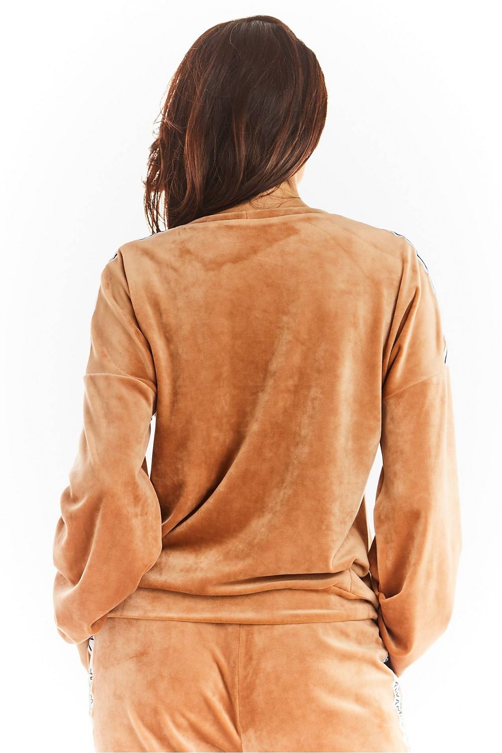 Oppdag vårt utvalg av stilfulle Beige Genser Awama til dame i ulike størrelser og kvalitetsmaterialer – perfekte til jobb; fritid og alle dager. Rask levering og gode priser hos MS Stylehaven. se mer!