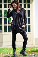 Oppdag vårt utvalg av stilfulle Svart Treningsbukser awama til dame i ulike størrelser og kvalitetsmaterialer – perfekte til jobb; fritid og alle dager. Rask levering og gode priser hos MS Stylehaven. se mer!