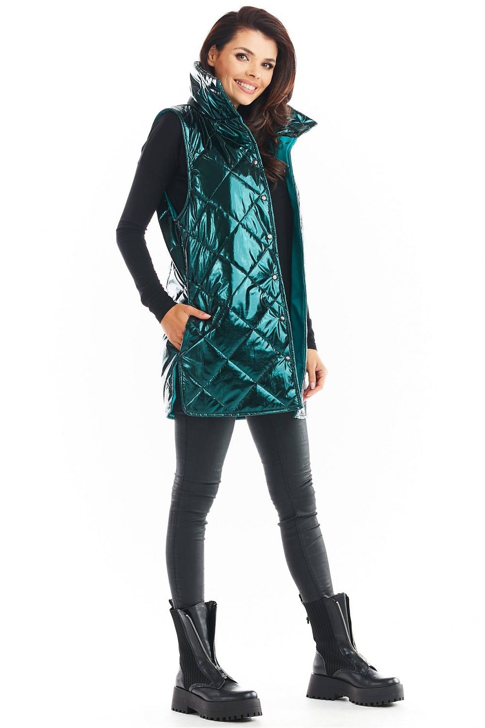 Oppdag vårt utvalg av stilfulle Rød Gilet Awama til dame i ulike størrelser og kvalitetsmaterialer – perfekte til jobb; fritid og alle dager. Rask levering og gode priser hos MS Stylehaven. se mer!