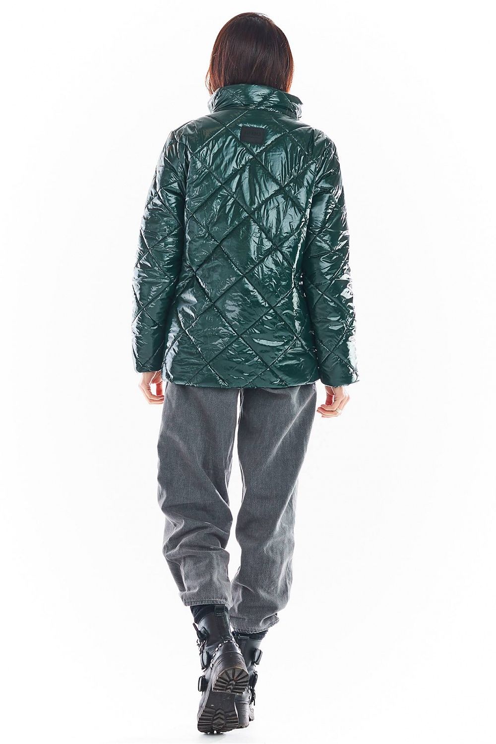 Oppdag vårt utvalg av stilfulle Rød Jakke Awama til dame i ulike størrelser og kvalitetsmaterialer – perfekte til jobb; fritid og alle dager. Rask levering og gode priser hos MS Stylehaven. se mer!