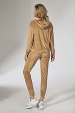 Oppdag vårt utvalg av stilfulle Beige Treningsbukser - Figl til dame i ulike størrelser og kvalitetsmaterialer – perfekte til jobb; fritid og alle dager. Rask levering og gode priser hos MS Stylehaven. se mer!