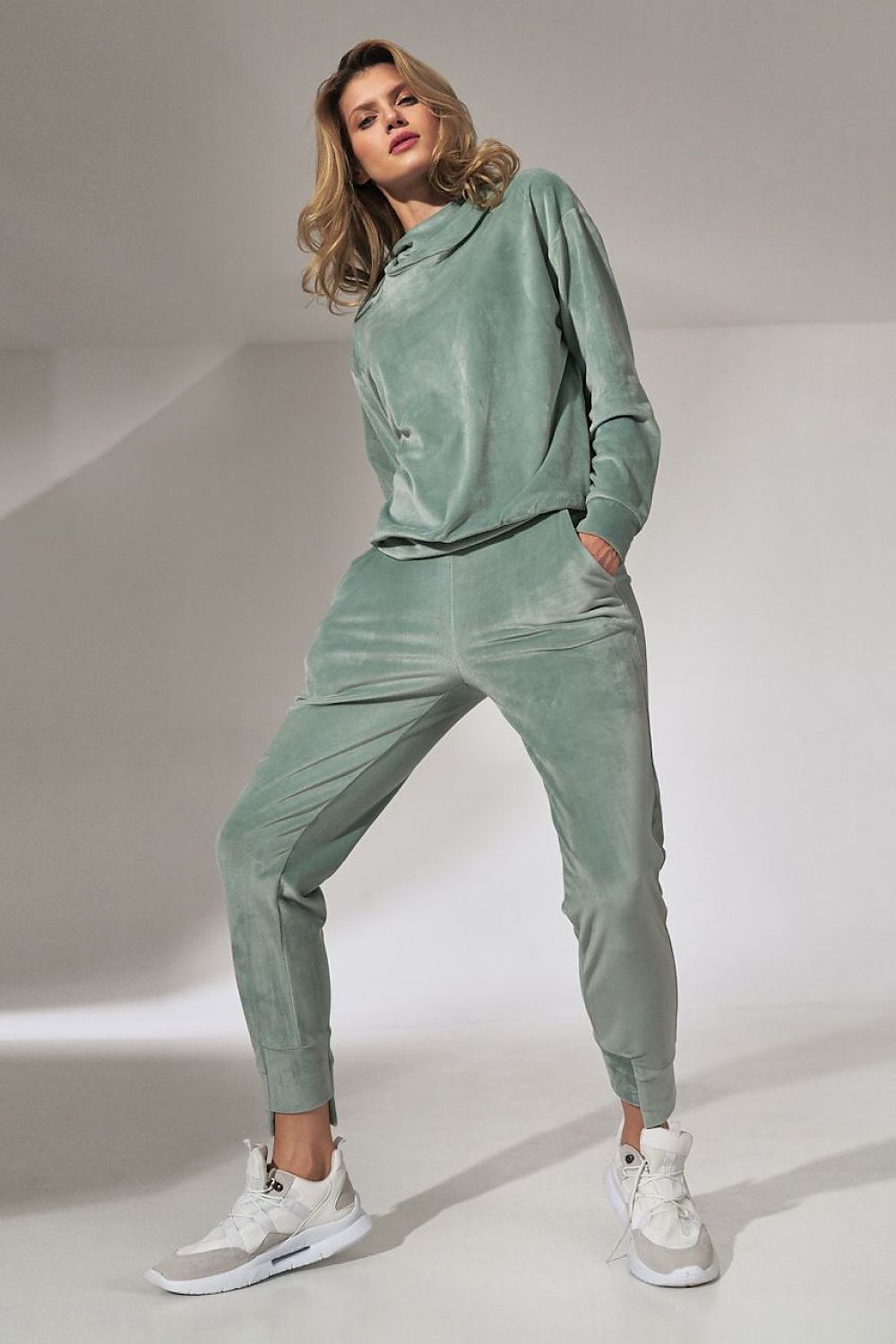 Emerald Comfort Hettegenser - Figl til dame fra MS StyleHaven, laget av polyester; Elastan, farge Grønn, størrelse M, med sleeveless; strapless ermer, perfekt til casual; dress