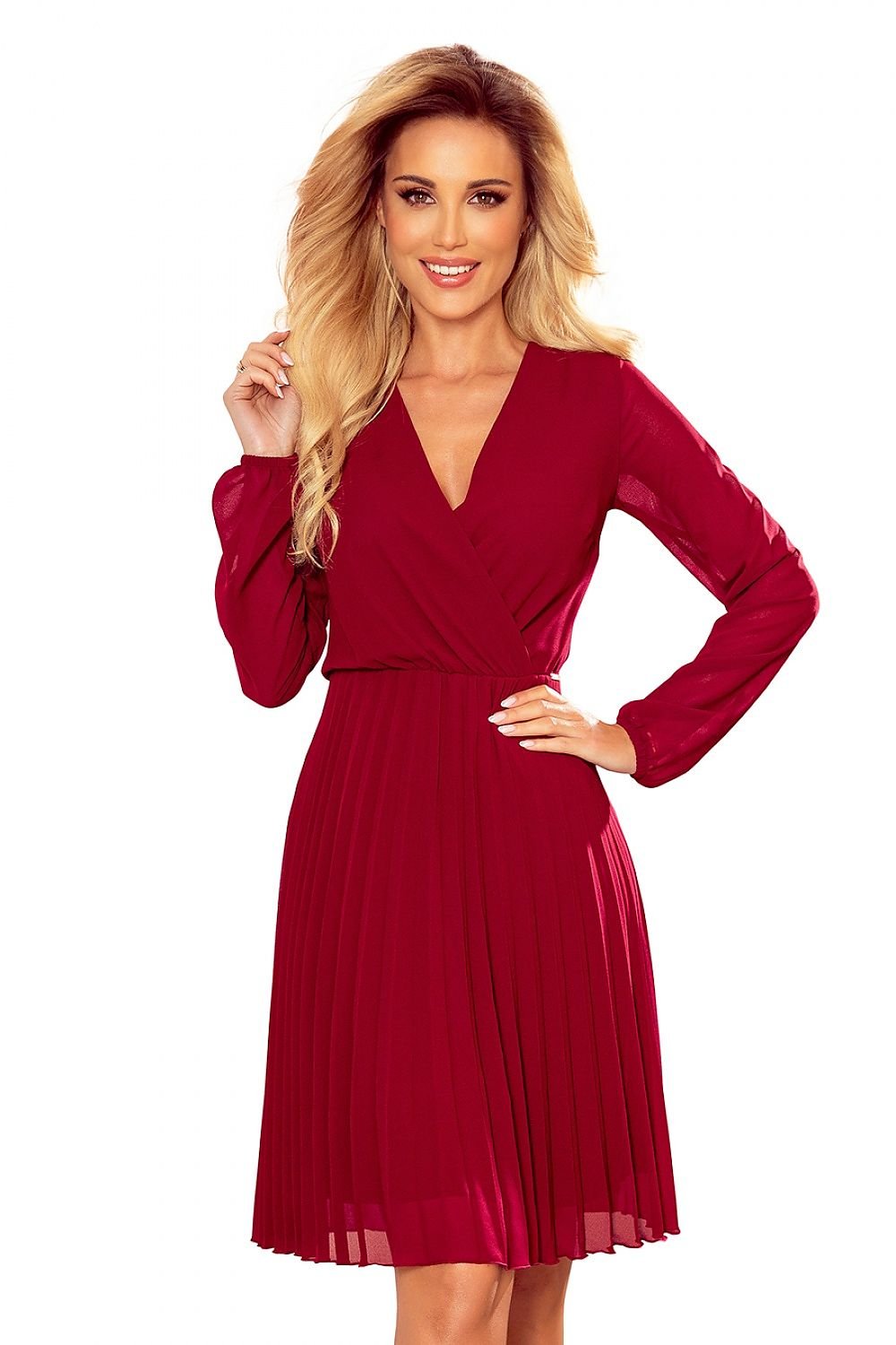 Isabella-kjole fra Numoco – Elegant plissert chiffongkjole for spesielle anledninger til dame fra MS StyleHaven, laget av polyester, farge Svart, størrelse S, med long ermer, perfekt til casual; dress