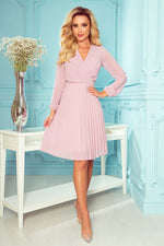 Isabella-kjole fra Numoco – Elegant plissert chiffongkjole for spesielle anledninger til dame fra MS StyleHaven, laget av polyester, farge Svart, størrelse XL, med long ermer, perfekt til casual; dress
