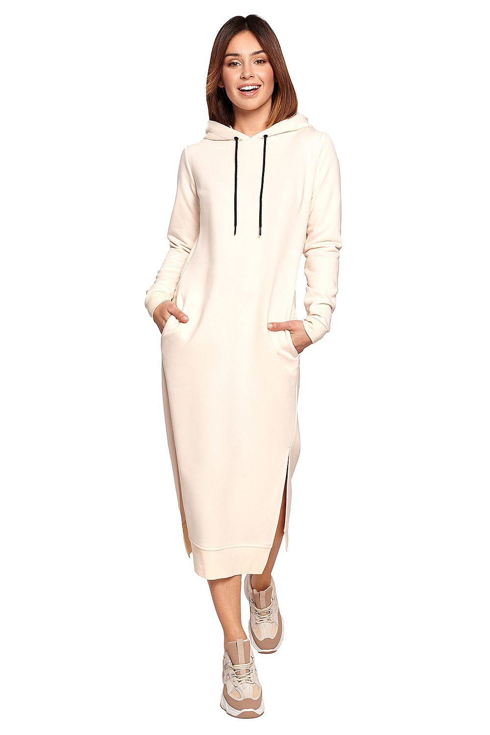 Glatt Strikk Dagskjole - BeWear til dame fra MS StyleHaven, laget av Bomull, farge beige, størrelse s, med long ermer, knee lengde, kjolestil sweater, perfekt til dress