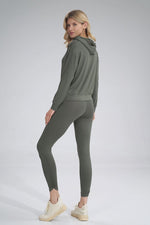 Lange leggings - Figl til dame fra MS StyleHaven, laget av Viskose; Elastan, farge Grønn, størrelse s, med 45720 ermer, perfekt til casual