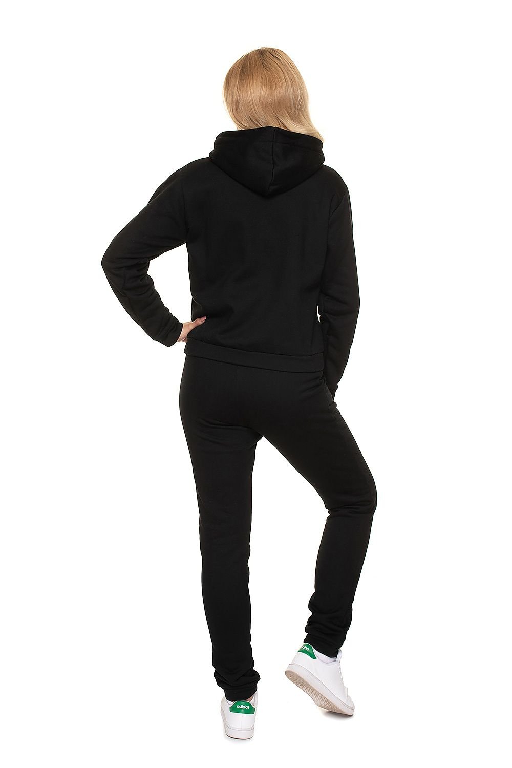 Koselig logo sweatset - PeeKaBoo til dame fra MS StyleHaven, laget av Bomull; Elastan, farge Svart, størrelse L/XL, med long ermer, perfekt til casual; dress