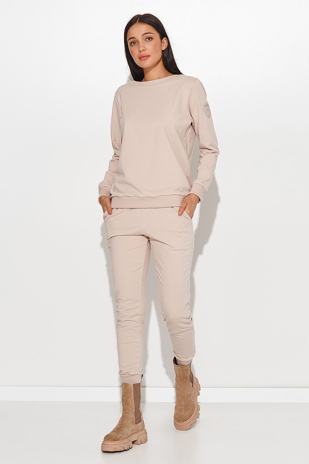 Sett Numinou til dame fra MS StyleHaven, laget av Bomull, farge beige, størrelse 36/38, med sleeveless ermer, perfekt til casual; dress