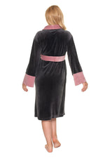 Velour Comfort Robe fra PeeKaBoo til dame fra MS StyleHaven, laget av polyester; Velur, farge beige, størrelse L/XL, med long ermer, perfekt til casual; dress