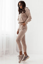 Louis Velour Set- IVON til dame fra MS StyleHaven, laget av polyester; Velur, farge Brun, størrelse XS/S, med sleeveless ermer, perfekt til casual; dress