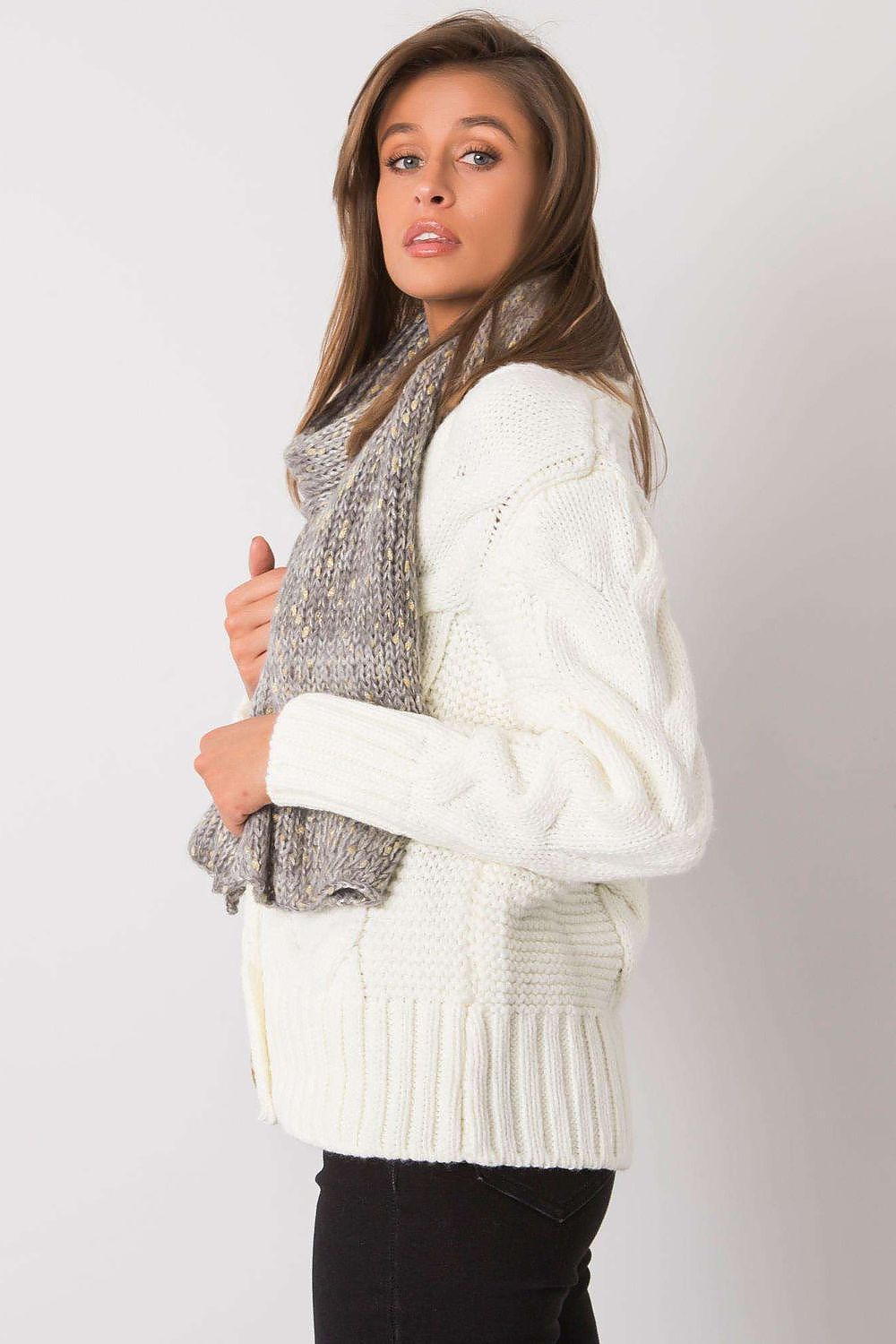 Oppdag vårt utvalg av stilfulle  Sjal - AT til dame i ulike størrelser og kvalitetsmaterialer – perfekte til jobb; fritid og alle dager. Rask levering og gode priser hos MS Stylehaven. se mer!