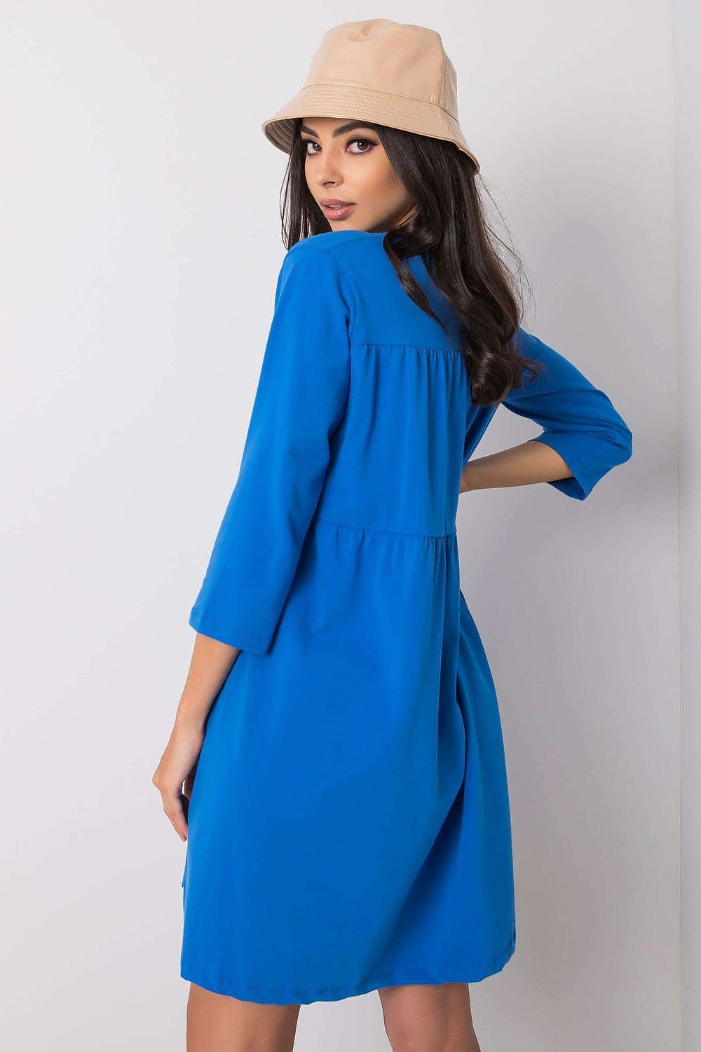 Stilig dagskjole med løs passform - Relevance til dame fra MS StyleHaven, laget av Bomull; Elastan-1, farge Rød, størrelse S/M, med 45720 ermer, perfekt til casual; dress