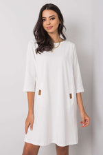 Stilig dagskjole med løs passform - Relevance til dame fra MS StyleHaven, laget av Bomull; Elastan-1, farge Hvit, størrelse L/XL, med 45720 ermer, perfekt til casual; dress