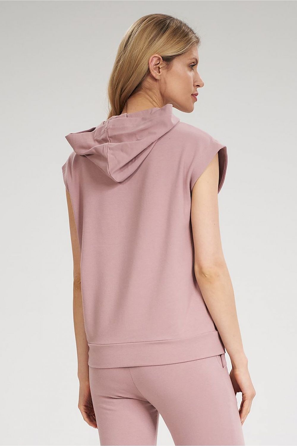 Oppdag vårt utvalg av stilfulle Grønn 2 Genser Figl til dame i ulike størrelser og kvalitetsmaterialer – perfekte til jobb, fritid og alle dager. Rask levering og gode priser hos MS Stylehaven. se mer!