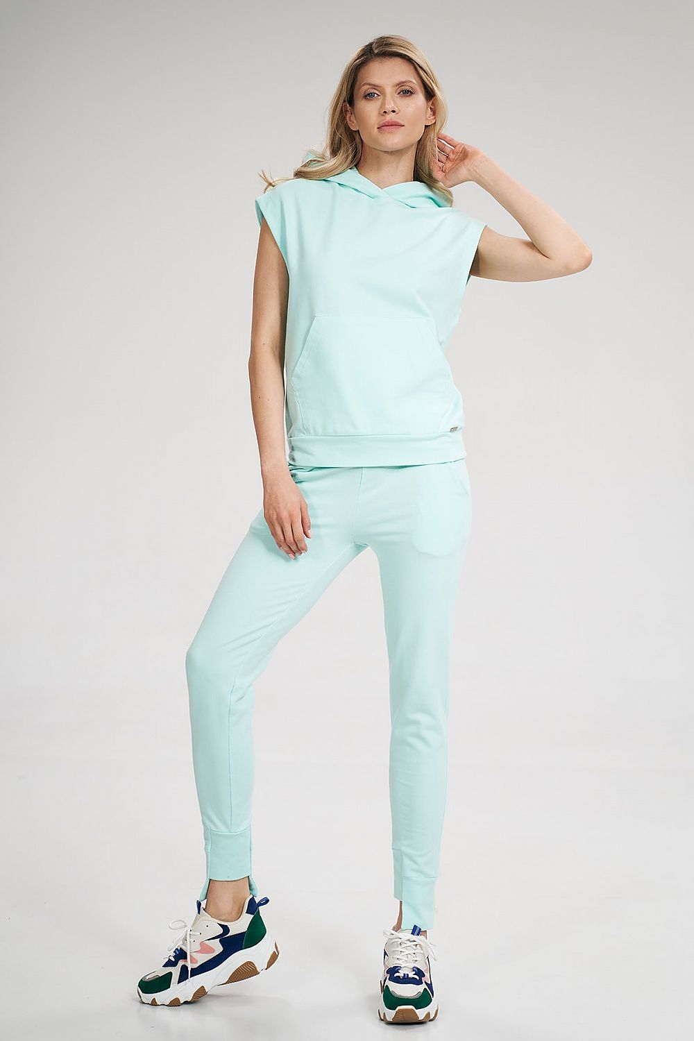 Oppdag vårt utvalg av stilfulle Grønn Genser Figl til dame i ulike størrelser og kvalitetsmaterialer - perfekte til jobb, fritid og alle dager. Rask levering og gode priser hos MS Stylehaven. se mer!