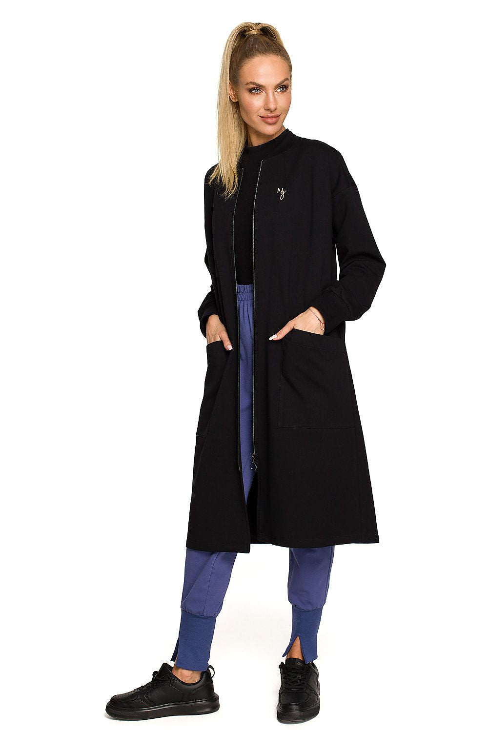 Lang sweatshirt - Moe til dame fra MS StyleHaven, laget av Bomull, farge Marineblå, størrelse M, med short ermer, perfekt til dress