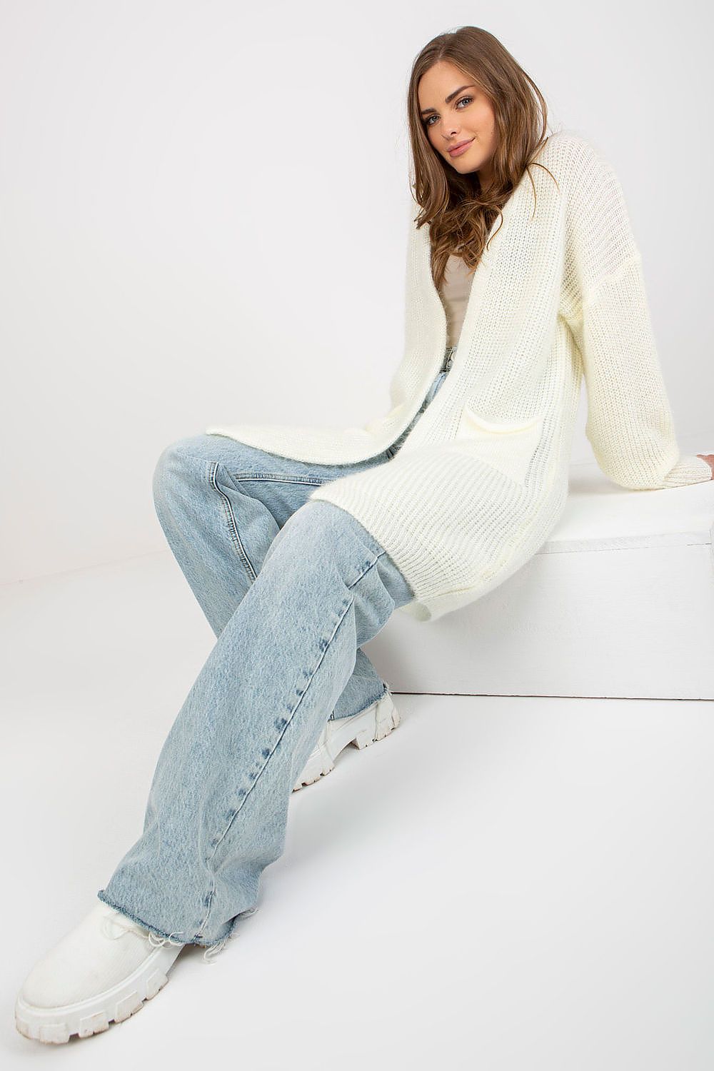 Oppdag vårt utvalg av stilfulle  Cardigan Och Bella til dame i ulike størrelser og kvalitetsmaterialer – perfekte til jobb; fritid og alle dager. Rask levering og gode priser hos MS Stylehaven. se mer!