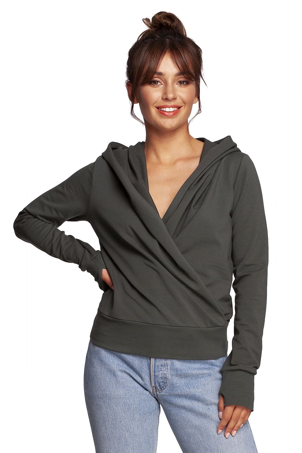 Elegant drapert hettegenser - BeWear til dame fra MS StyleHaven, laget av Bomull, farge Grønn, størrelse s, med long ermer, perfekt til dress