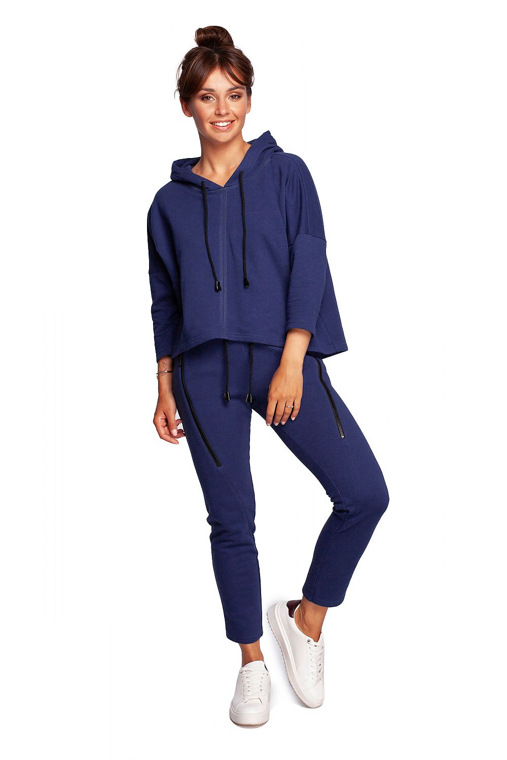 Avslappet trapes hettegenser fra BeWear til dame fra MS StyleHaven, laget av Bomull; polyester, farge Marineblå, størrelse L/XL, med long ermer, perfekt til dress