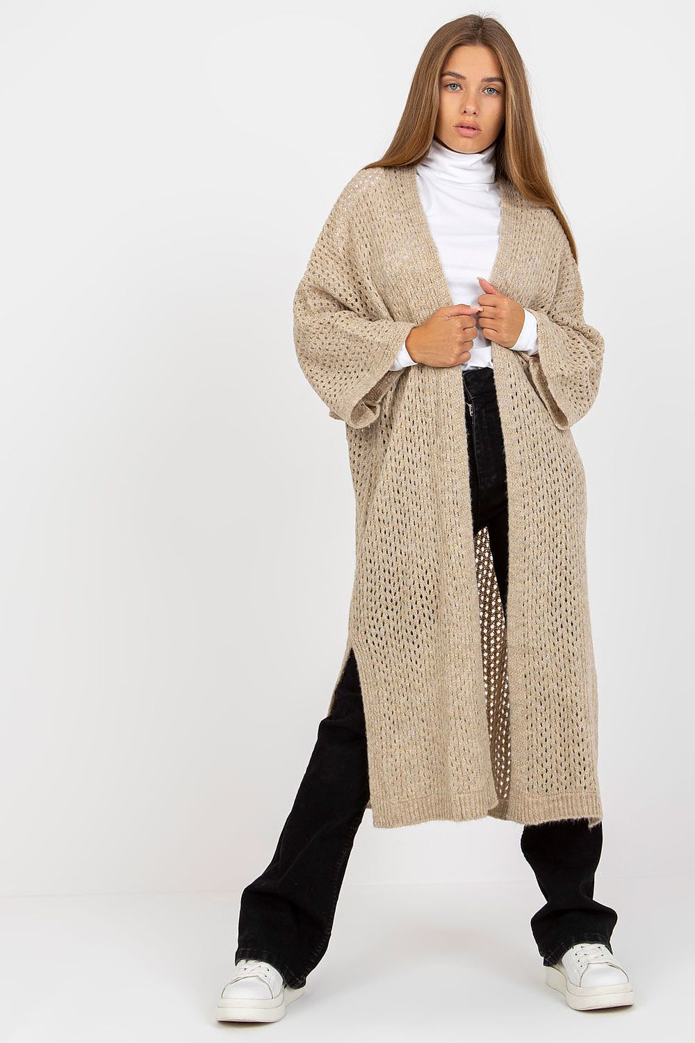 Oppdag vårt utvalg av stilfulle  Cardigan Och Bella til dame i ulike størrelser og kvalitetsmaterialer – perfekte til jobb; fritid og alle dager. Rask levering og gode priser hos MS Stylehaven. se mer!