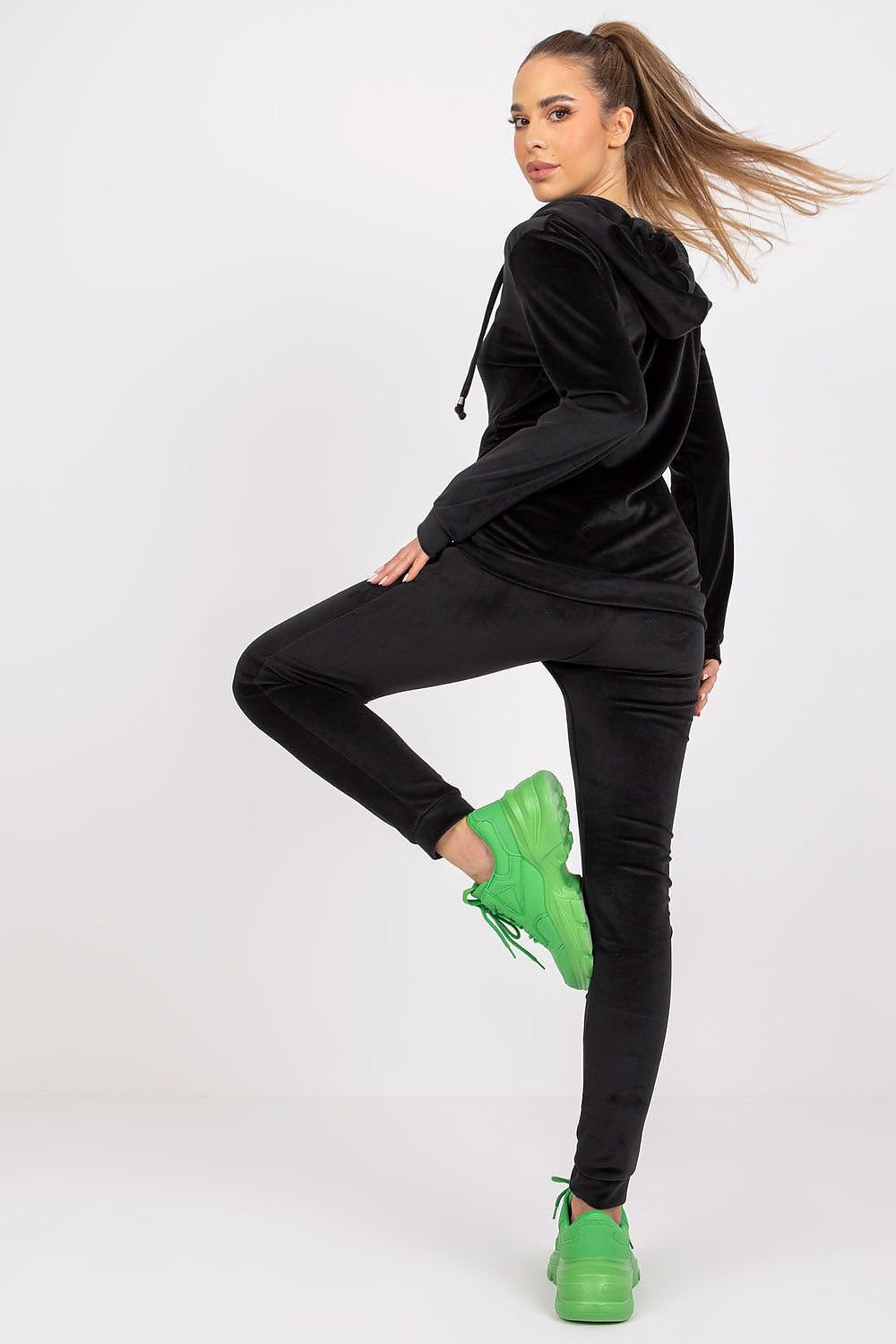 Sett - Relevance til dame fra MS StyleHaven, laget av Viskose, farge Grå, størrelse S, med 45720 ermer, perfekt til casual; dress