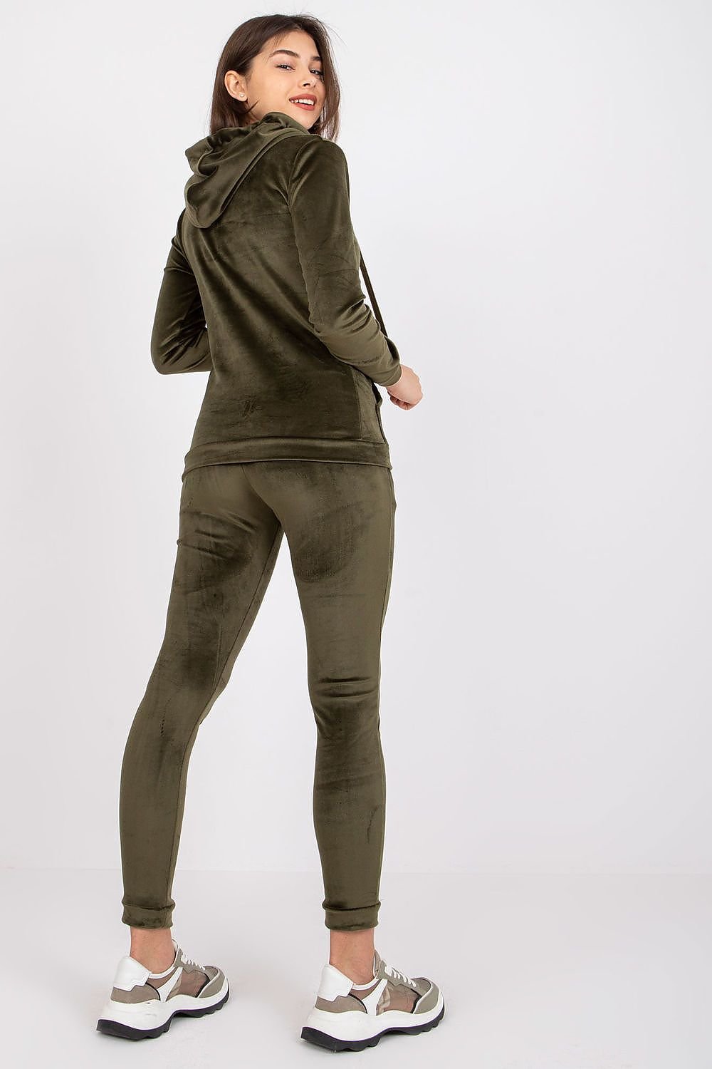 Sett - Relevance til dame fra MS StyleHaven, laget av Viskose, farge Brun, størrelse S/M, med 45720 ermer, perfekt til casual; dress