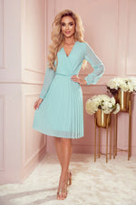 Isabella-kjole fra Numoco – Elegant plissert chiffongkjole for spesielle anledninger til dame fra MS StyleHaven, laget av polyester, farge Rød, størrelse XL, med long ermer, perfekt til casual; dress