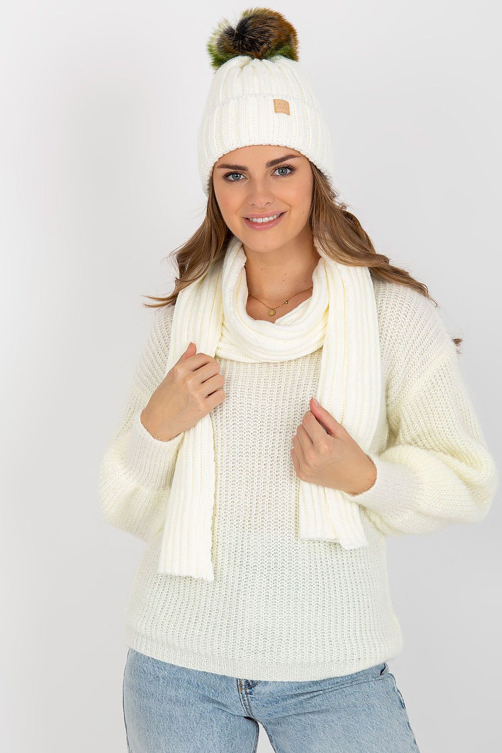 Oppdag vårt utvalg av stilfulle Beige Sett Rue Paris til dame i ulike størrelser og kvalitetsmaterialer - perfekte til jobb; fritid og alle dager. Rask levering og gode priser hos MS Stylehaven. se mer!